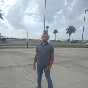 Meet your Posher, Ernesto